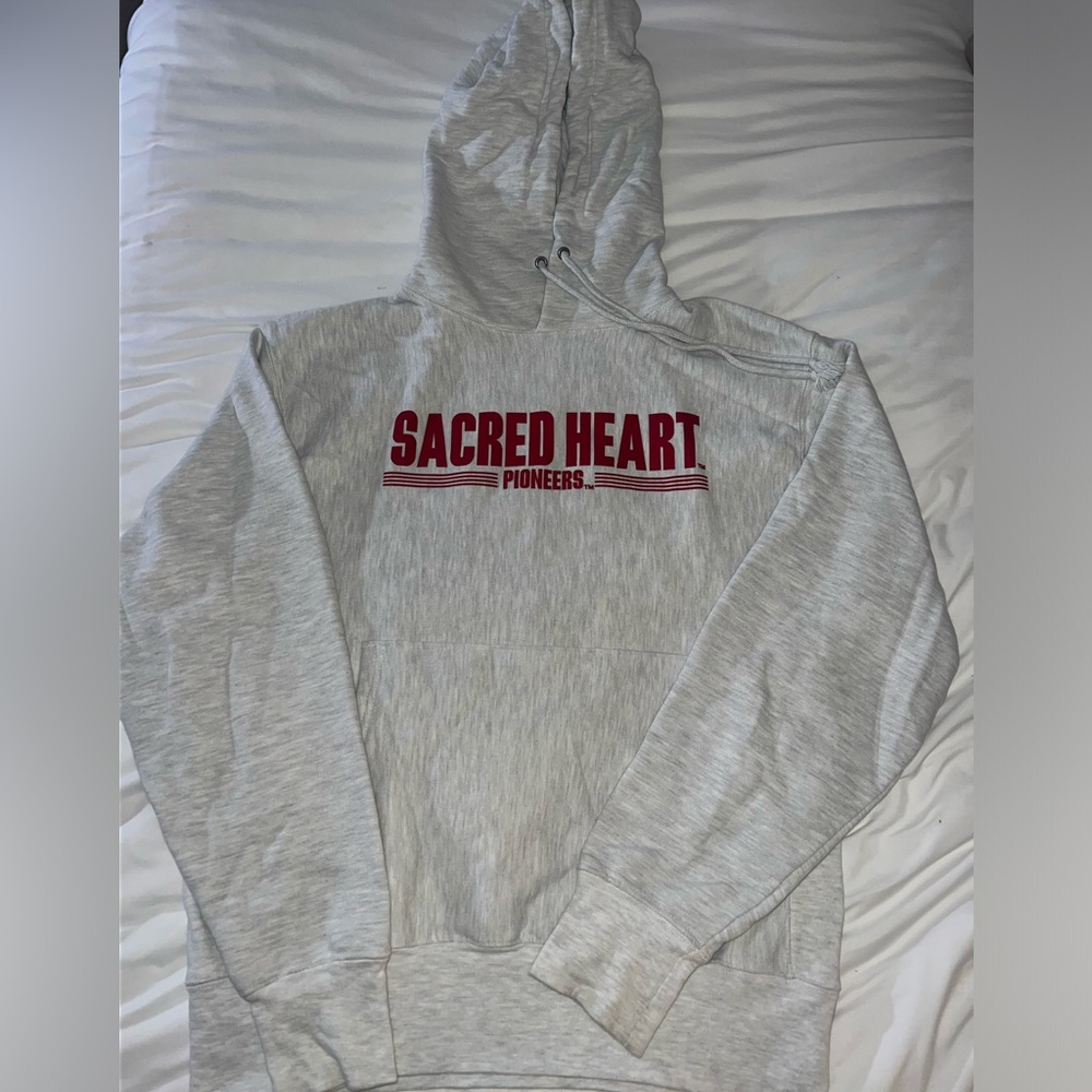 Sacred Heart Reverse Weave